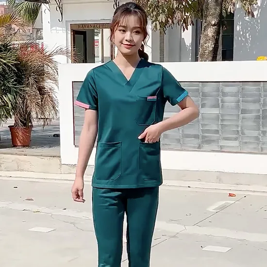 A luva curta cobre grupos de uniformes hospitalares para mulheres enfermeiras